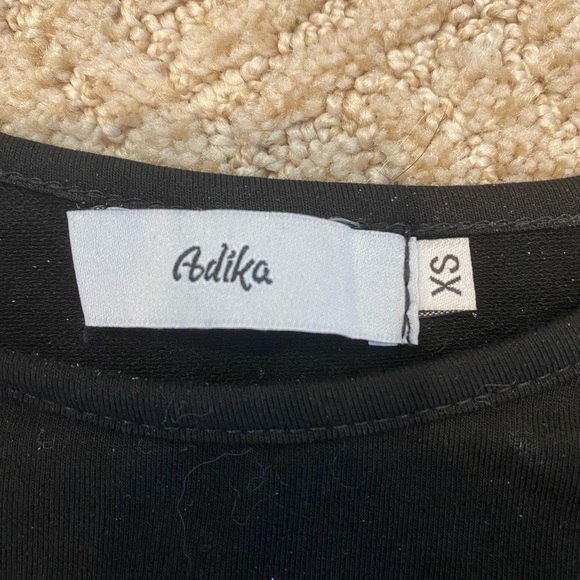 Black cut out tee - Picture 3 of 3